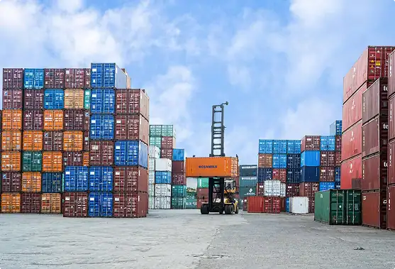 Global Component Distribution Global Component Distribution